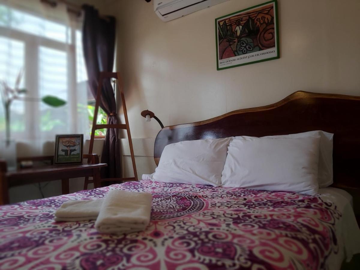Casa Benjamin Linder Hotel Managua Buitenkant foto