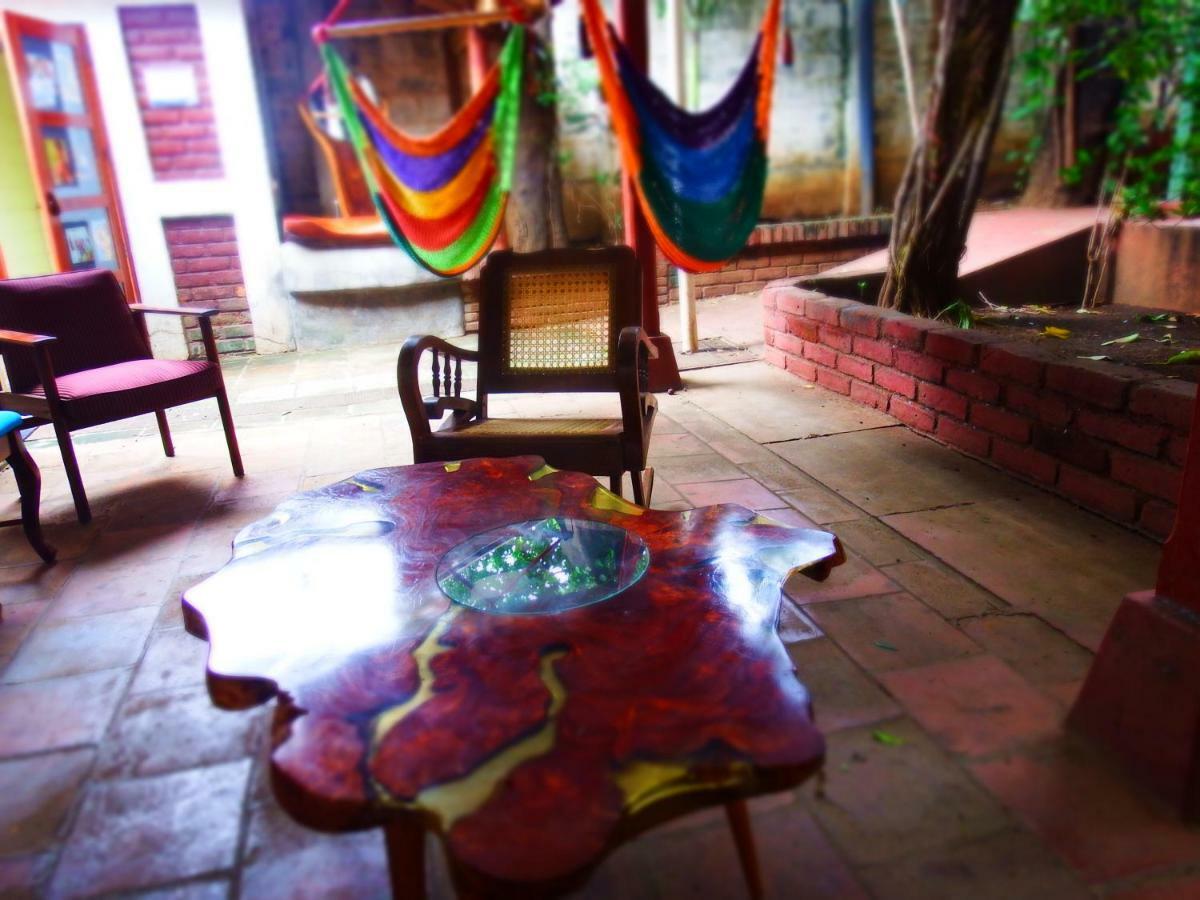 Casa Benjamin Linder Hotel Managua Buitenkant foto